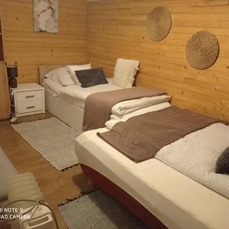 Nyaraló Basiowka Nad Jeziorem